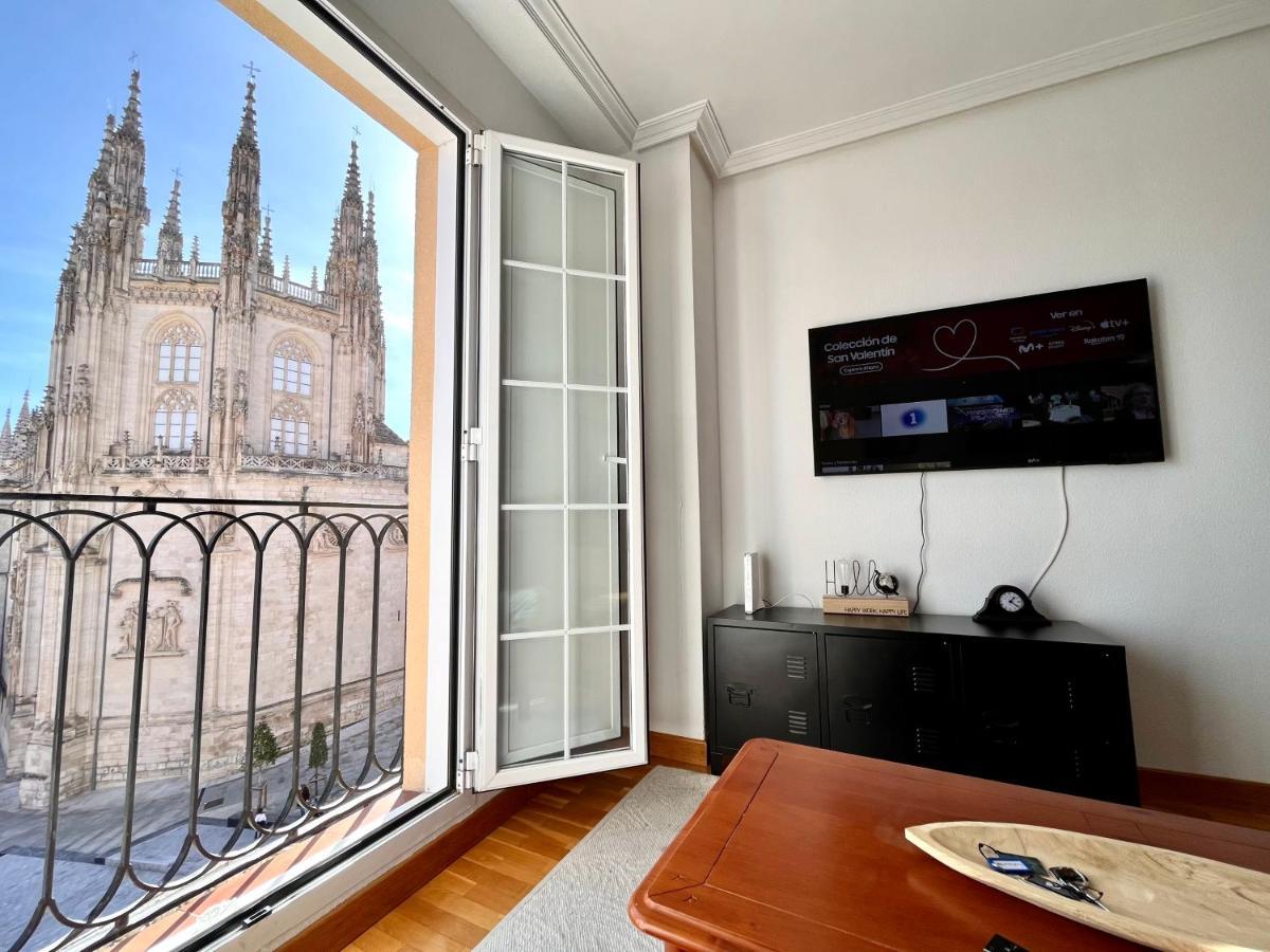 Atuaire Home Balcon Con Vistas A La Catedral De Burgo Exterior foto