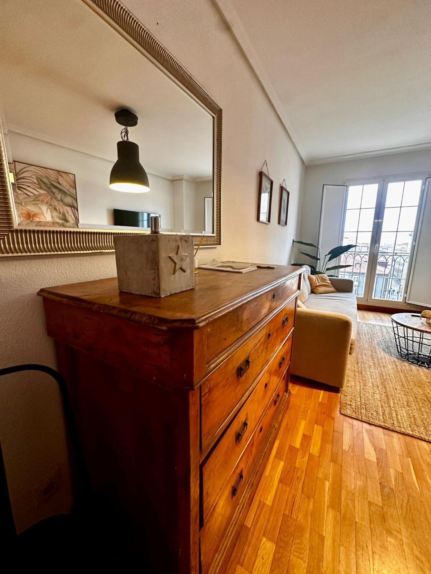 Atuaire Home Balcon Con Vistas A La Catedral De Burgo Exterior foto
